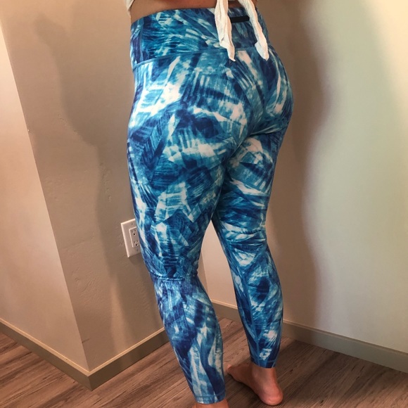 lululemon athletica Pants - Lululemon full length blue leggings